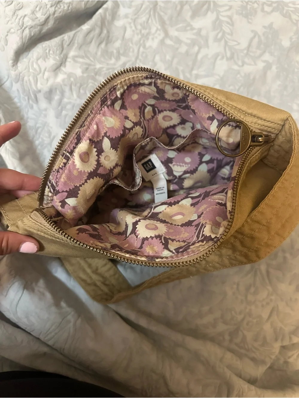 Gap shoulder bag